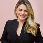 15- Thallyta Figueirôa – Administração de Fernando de Noronha